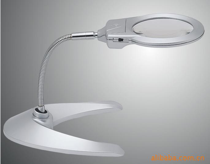 台式软管式放大镜130口径LED带灯带电阅读老人维修放大镜 MG4B-10