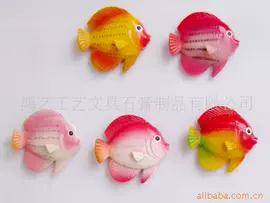 石膏工艺品;粉笔;宠物周边用品
