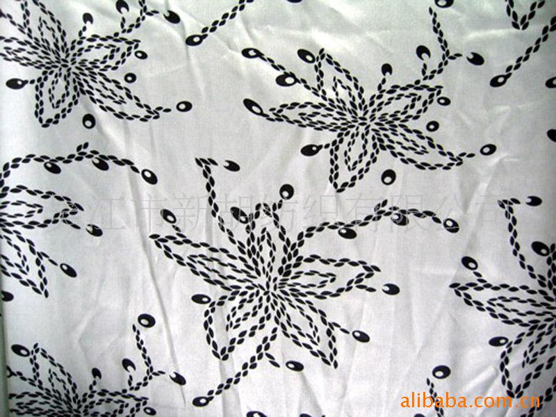 供应星花印花弹力色丁面料内衣面料服装面料