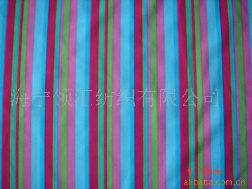 供应涤氨布，锦氨布，弹力布，涤氨四面弹运动服泳装面料