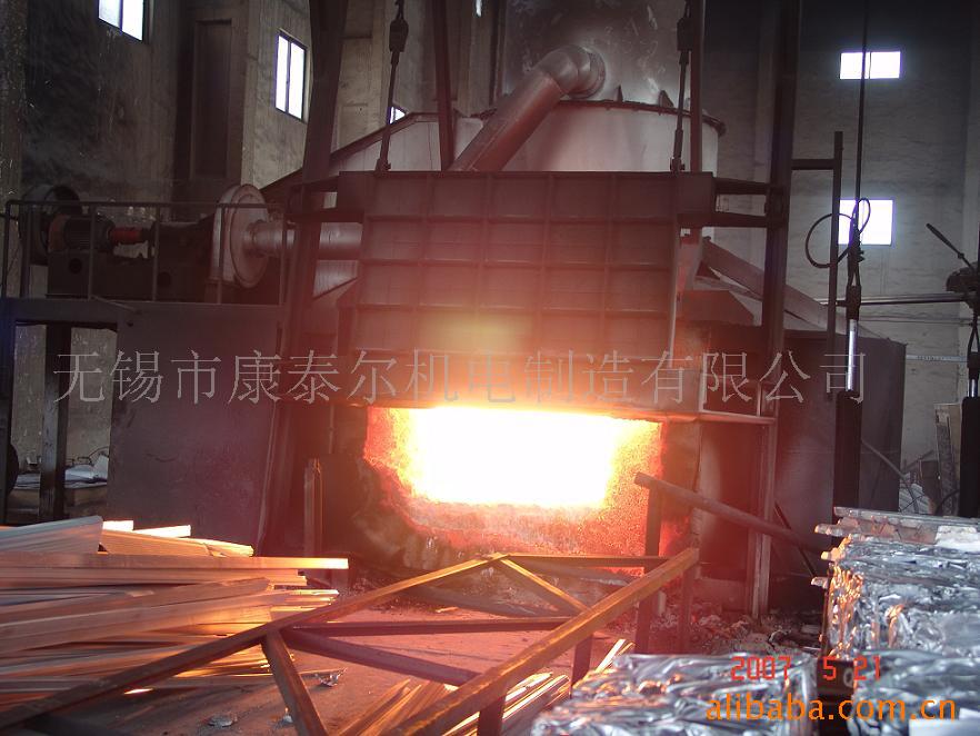 供应燃气燃油铝熔化炉、保温炉