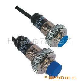 M18 series Approaching switch  E2E-X10MF2