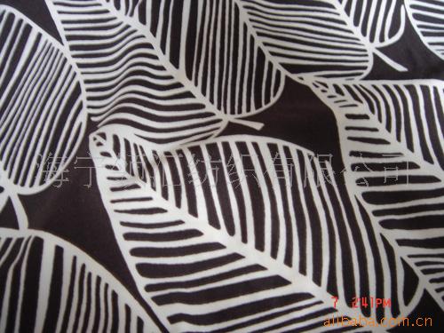 供应针织锦氨弹力网布,弹力印花网布高级时装运动服面料