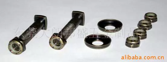 Производители поставляют аппаратные коньки, скейтборды, круглые головы, шестиугольные четыре углы, средние посты, скейтборды, аппаратные коньки