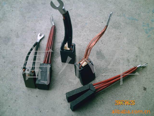供应9v12v24v36v低电压电机碳刷(图)