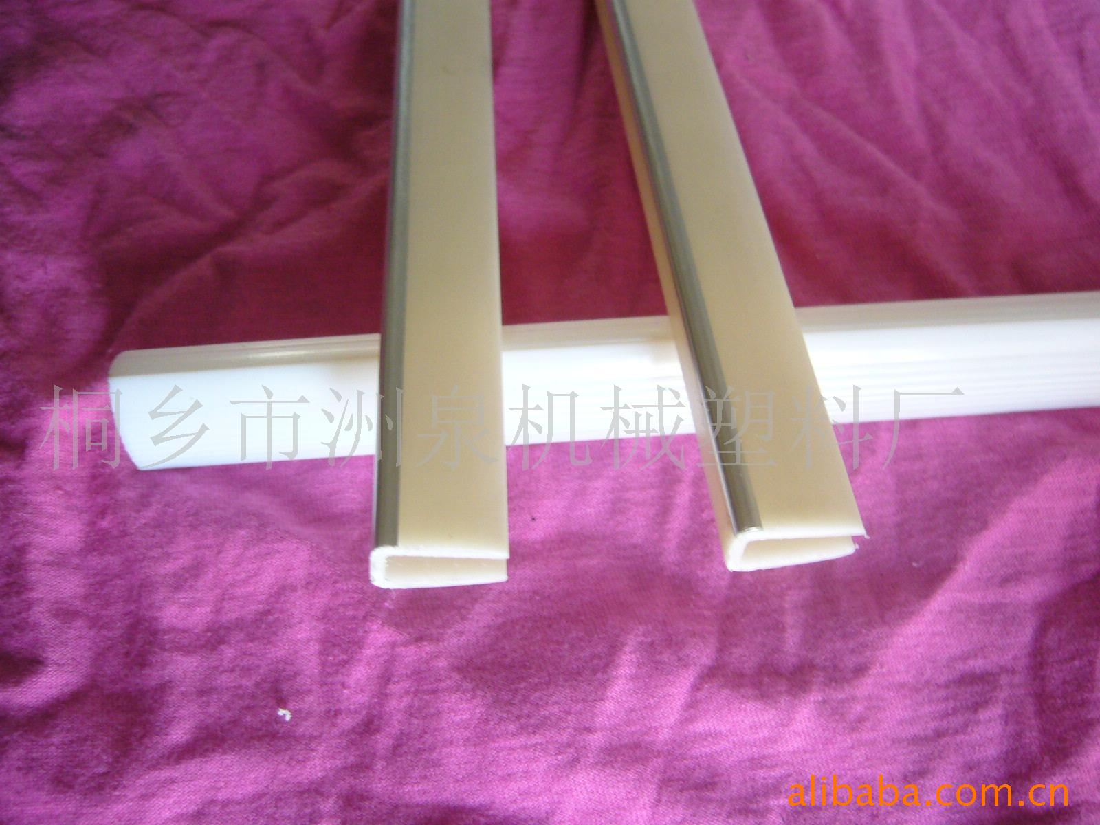 供应装饰条 ABS装饰条 冰箱用塑料条 贴铝膜卡条