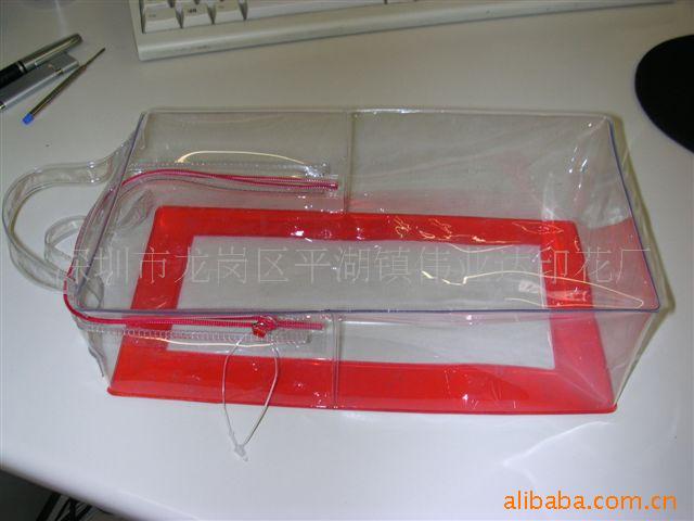 供应电压PVC软胶袋，透明PVC手挽袋 车缝手提PVC袋彩色专印logo