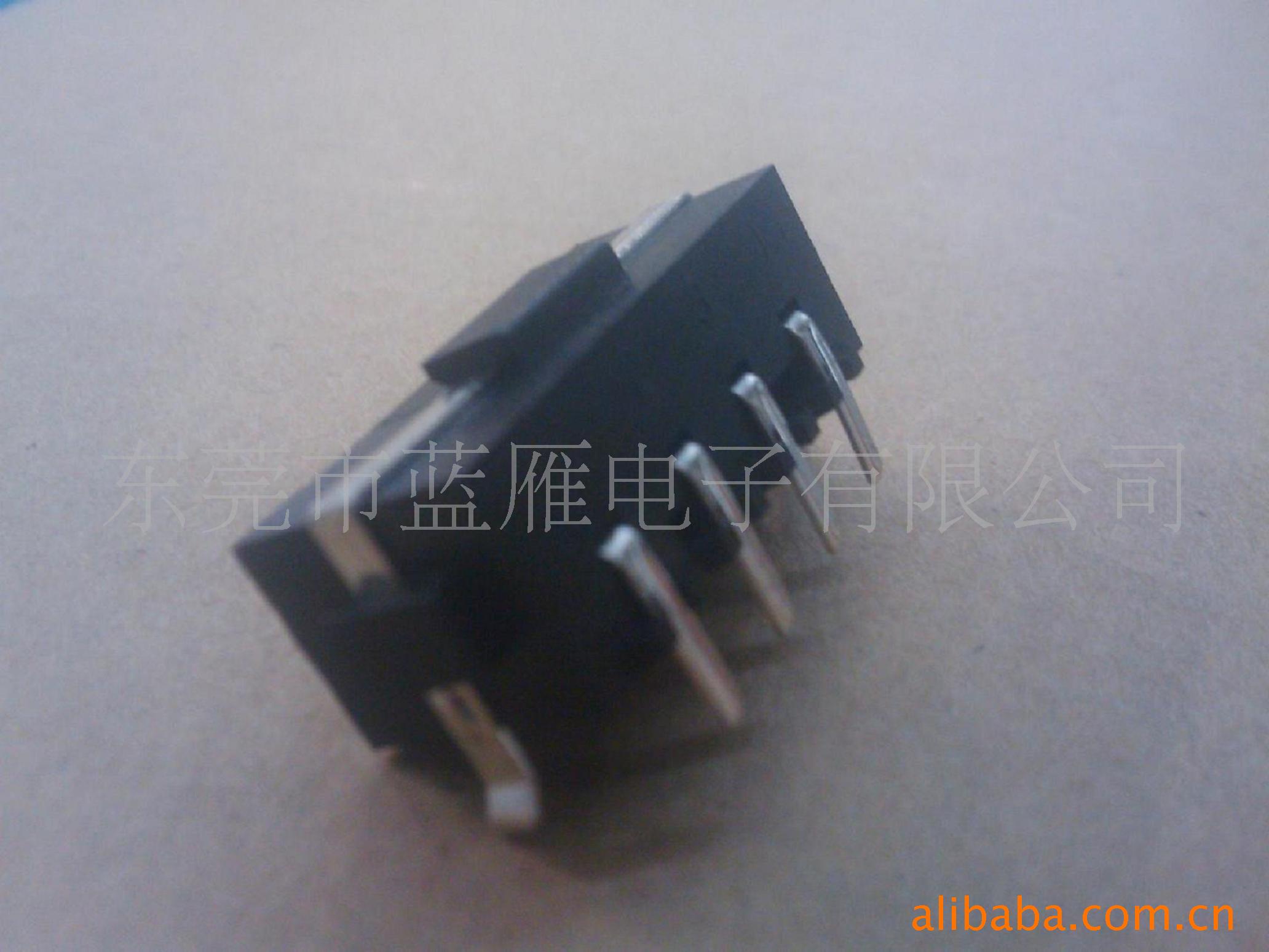 供应黑色大四P带铁片90度WAFER大四全套针座