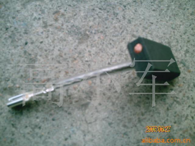 供应手电钻电动工具用碳刷电刷(图)