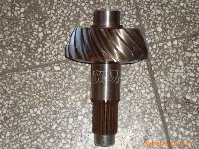 供应特雷克斯TEREX3303用09250398盆角齿  特雷克斯配件