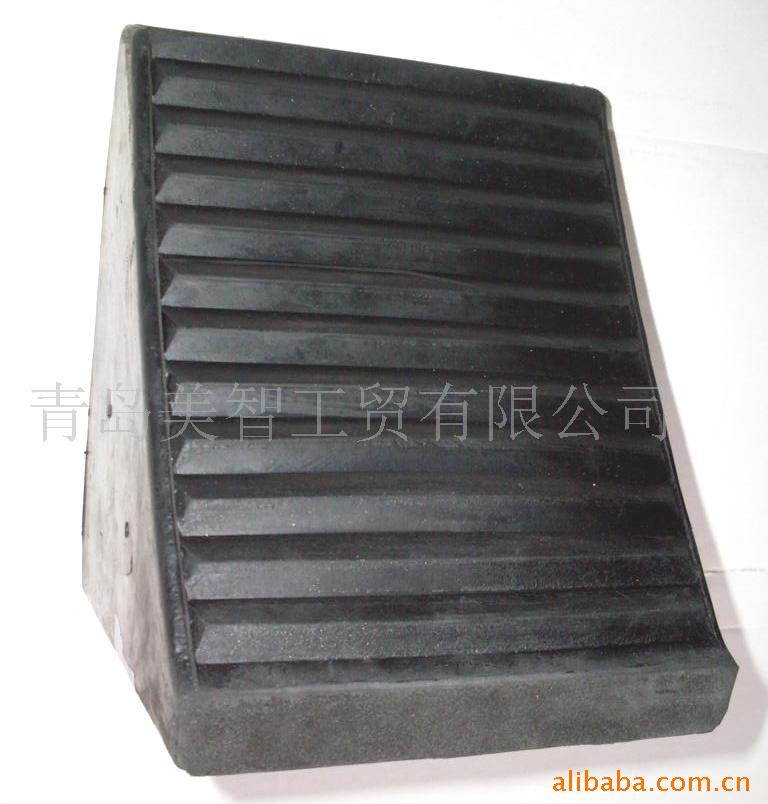 供应橡胶杂件，轮子,橡胶轮,充气轮