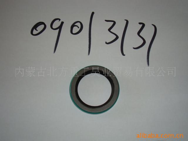 供应特雷克斯terex 用09013131凸轮轴油封  特雷克斯配件