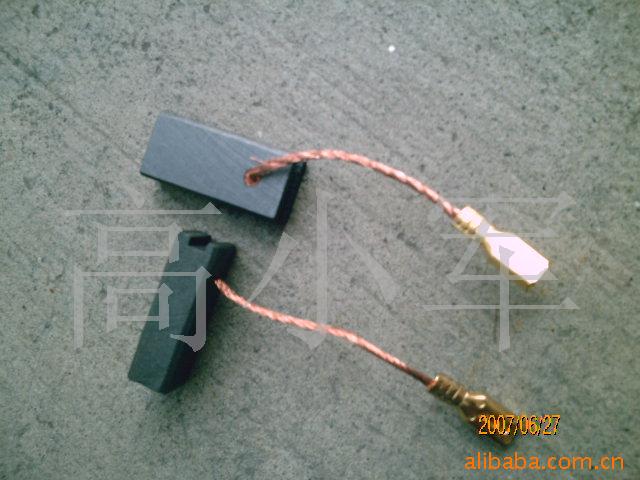 供应三明治碳刷电刷(图)