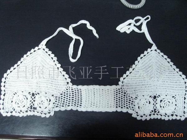 供应手工胸花，手勾花边，手工钩编花款式。品种全