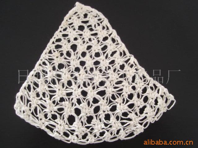 供应手工胸花，服装辅料。棉线花。手工钩编花。品种全