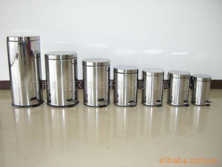 供应不锈钢垃圾桶，不锈钢制品，五金制品