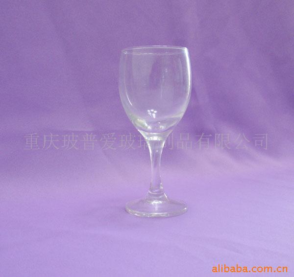 供应180Ml红酒杯、玻璃红酒杯、高脚红酒杯、人工红酒杯