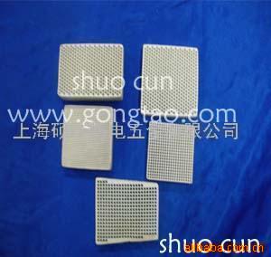 供应蜂窝陶瓷板，多孔瓷板，耐火板（图）