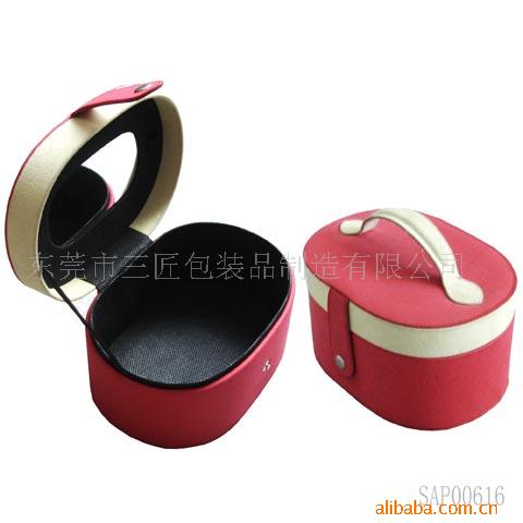 2025年新款化妆盒  拉链化妆盒   欧美风格专业设计师设计