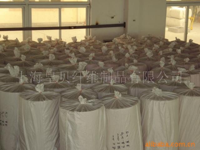 【纺衬布】全新涤纶纤维无纺布 纺粘无纺布服装无纺衬布