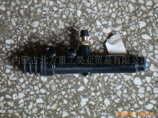 特雷克斯TEREX3303  3304用15041221离合器主缸