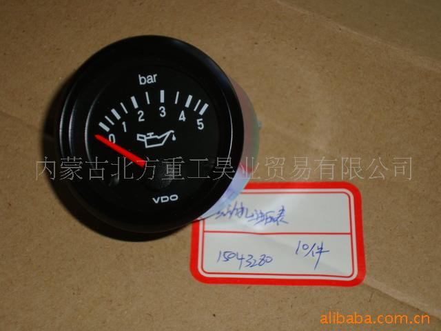 特雷克斯TEREX3304 TR100用15043280发动机油压表  特雷克斯配件