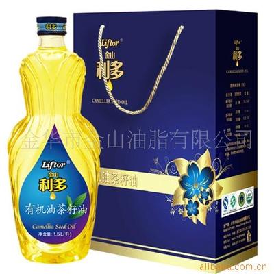 春节回家看望父母亲友长辈的礼物：利多山茶油礼盒装