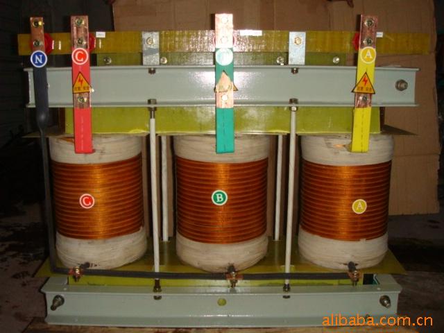 专业制造变压器-行灯变压器-设备安全隔离变压器