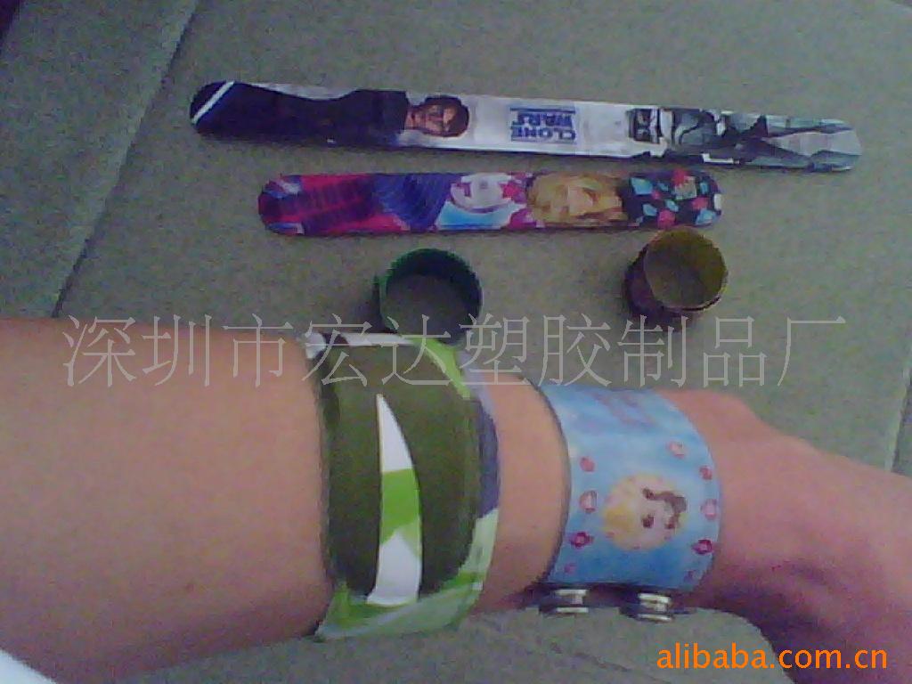 厂家直销供应pvc手腕袋，pvc礼品袋、pvc各式饰品