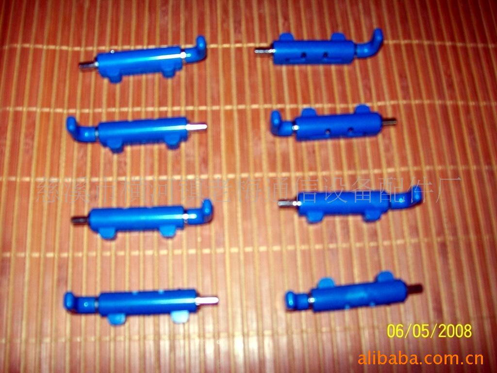 生产厂家供应此款机柜门插销、法兰六位卡条、金属理线环等