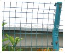 供应护栏网 机场防护网 操场隔离网 草地护栏网