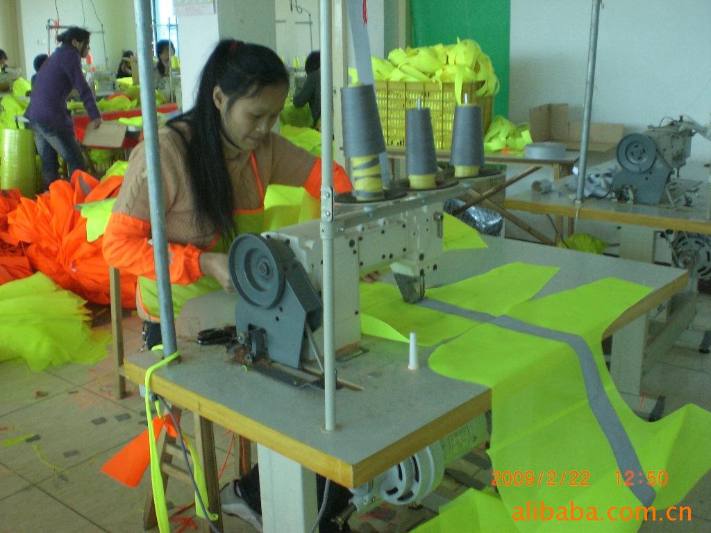 厂家 定 制logo网格眼环卫反光工作马甲高亮度鸟网眼安全雨衣批发