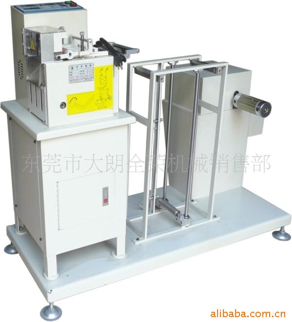 供应自动送料切片机、微电脑切片机、自动下料机、自动裁切机。