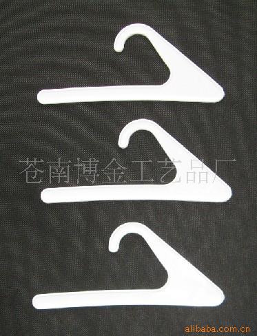 供应塑料挂钩,PVC包装袋挂钩