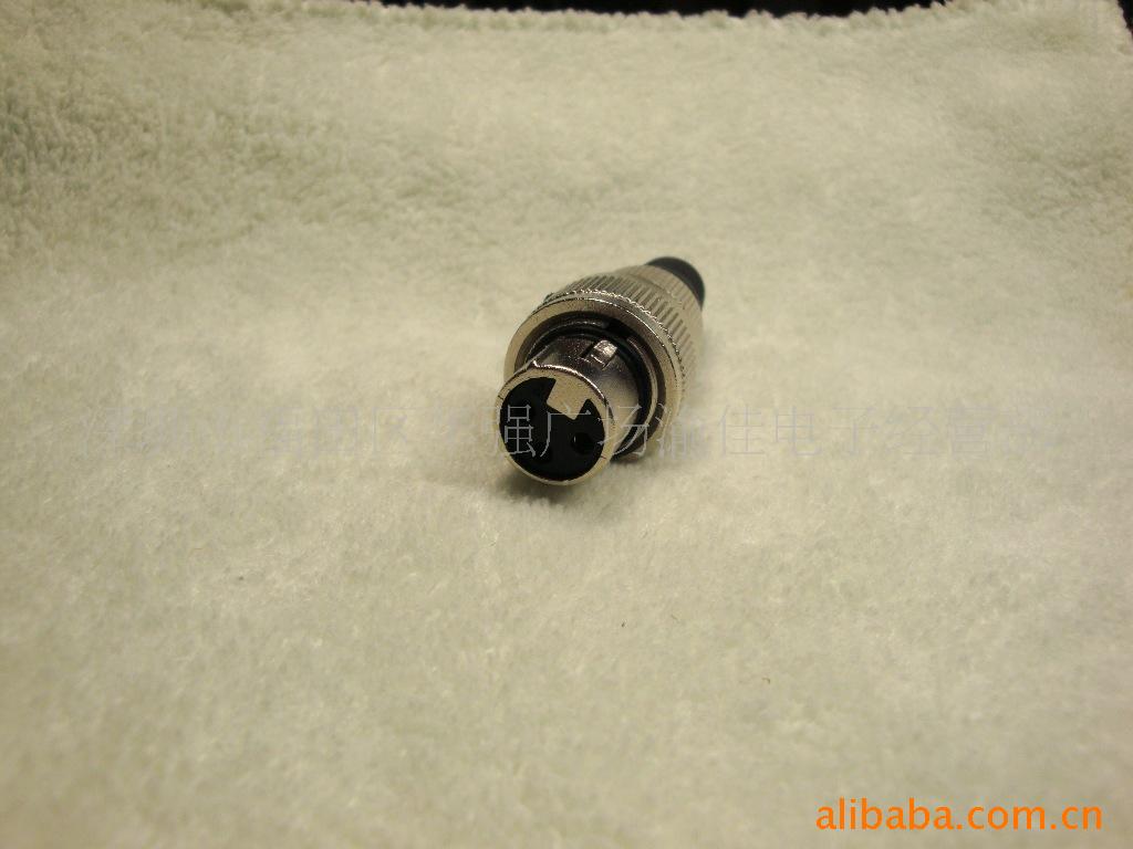 带锁3P卡龙母头 锁型3芯卡侬母头 3P音响话筒插头