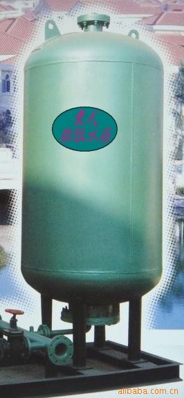 供应各种型号囊式落地压力罐