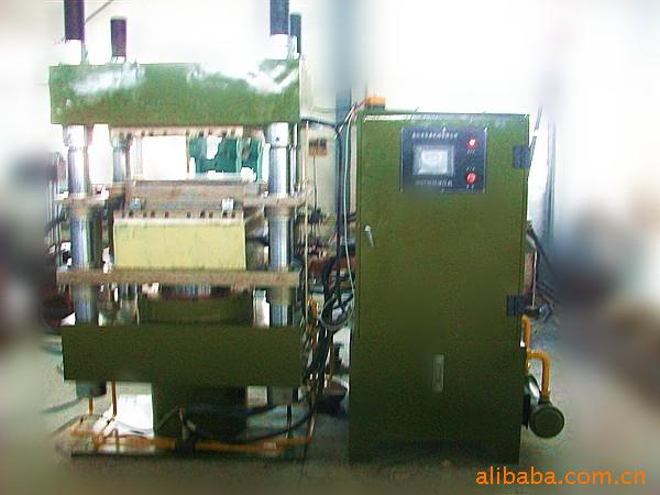 厂家推荐汽车刹车片  设备  多功能汽车刹车片成型设备