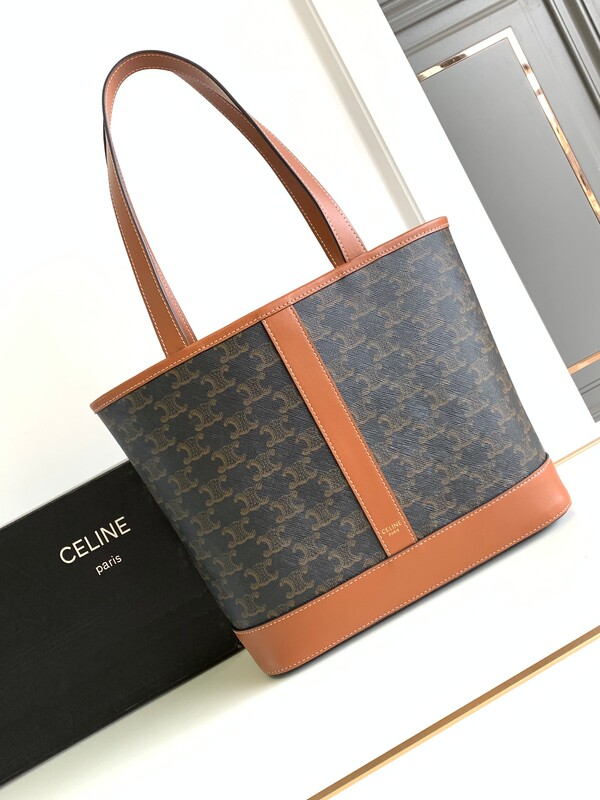 (Guangzhou cross-border original leather all-steel) New Arc de Triomphe bucket bag with vintage pattern, shopping bag, shoulder and crossbody bag