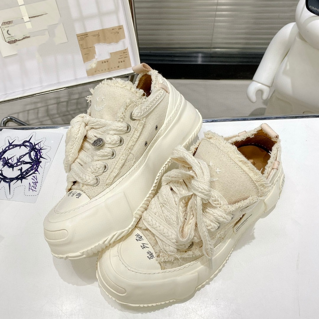 2023 neue Stil Paar Dicken Sohlen Iterally Angehoben Secod Geeratio Bettler Wu Jiahao Lacht Aus Cavas Schuhe Für_voghion.com