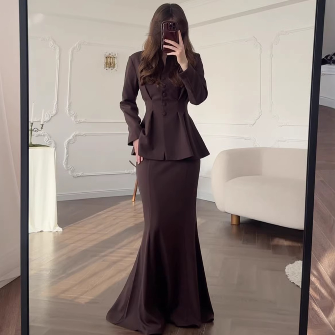 Damestop met lange mouwen en effen lange rok set: elegante en comfortabele islamitische modestijl voor de lente van 2025._voghion.com