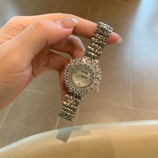 ̫ꖻ�ˮ���ֱ�Ů��͹Ÿ��p������펧Ů���荸��ֵ�W�tֱ����