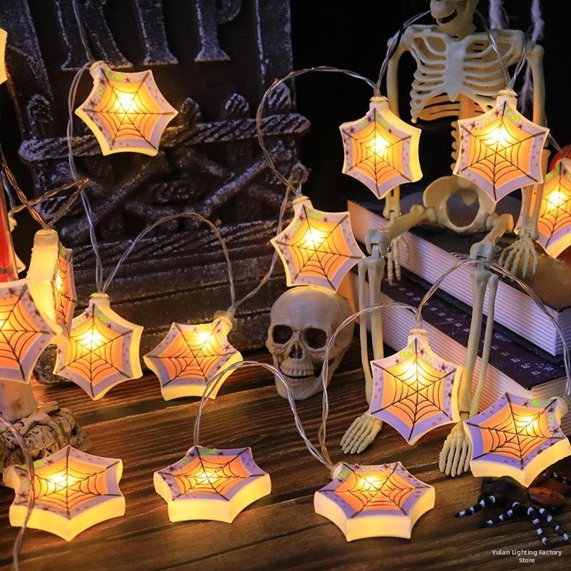 Luci a stringa LED di Halloween con fantasmi, zucche e teschi, decorazioni per feste in cortile, bestseller dell'e-commerce._voghion.com