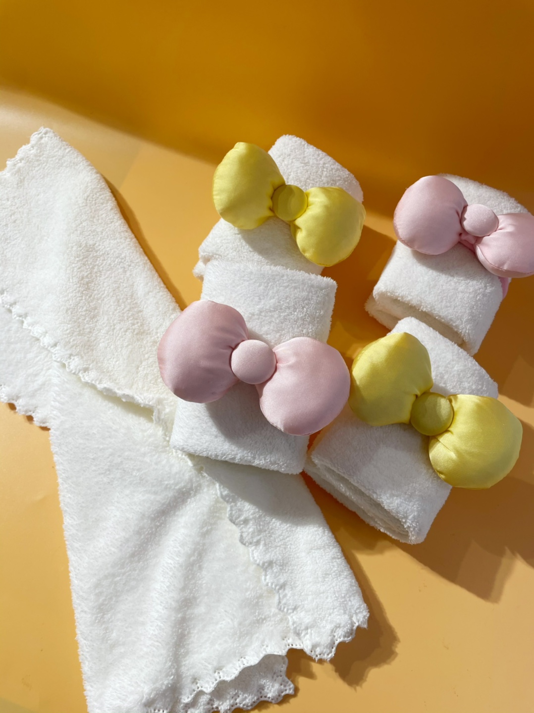 Foreign trade bow-decorated hair ties, towels, hand towels, perfect souvenirs, cartoon hand towels wholesale