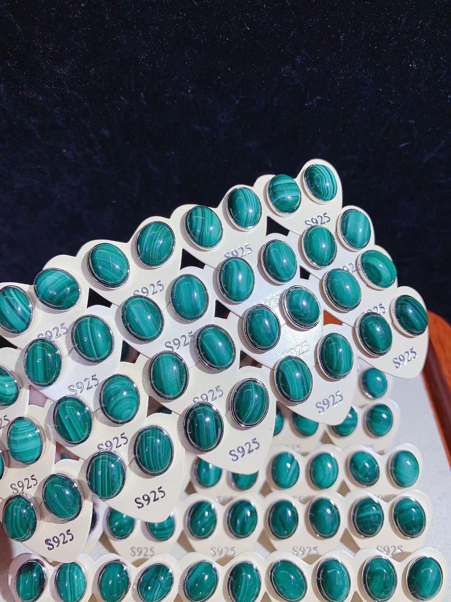 Wholesale natural malachite stud earrings with S925 silver needles, unique and fashionable women's jewelry, new style, hot-selling items for live streaming.