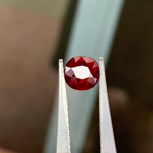2.03 karat natural non-burning pigeon red ruby bare stone colored gem 6.9*6.59mm with certificate