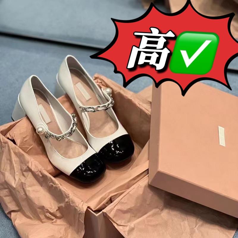 High-End Version Miu Miu Mary Jane Shoes 2023 New Retro French Style Chanel-Inspired Chunky Heel Sandals Women's Shoes High-End Version Miu Miu Mary Jane Shoes 2023 New Retro French Style Chanel-Inspired Chunky Heel Sandals Women's Shoes