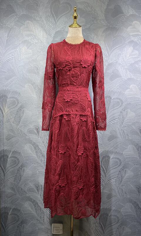 Fengpingying Export Women's Clothing 2025 New Autum Round Neck Cut Out Embroidered Long Dress Ready for Sale