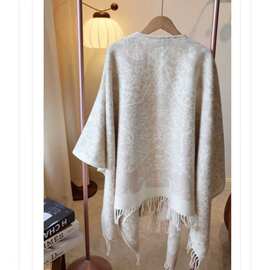 无品牌金线提花斗篷女秋冬季2025新款羊绒斗篷保暖百搭披肩外搭