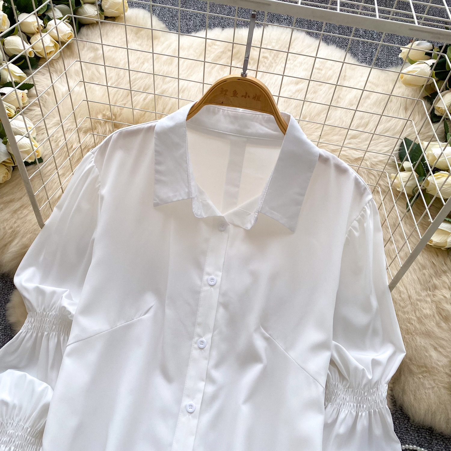Sophisticated Sequined Camisole Blouse With Lantern Sleeves_voghion.com