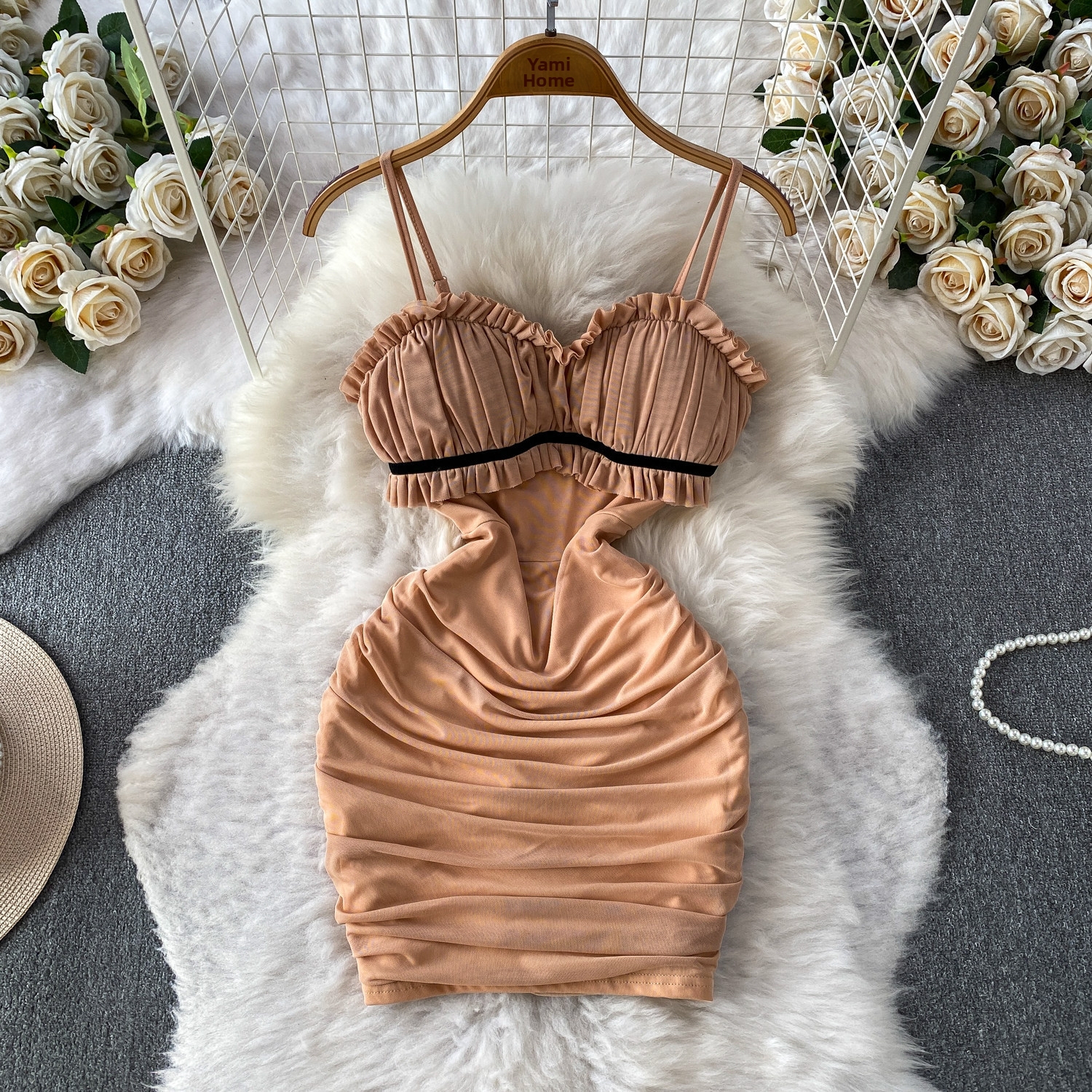 Women's Flirty Ruffled Tube Top Bodycon Mini Dress With Spaghetti Straps For Summer_ecoleips.com